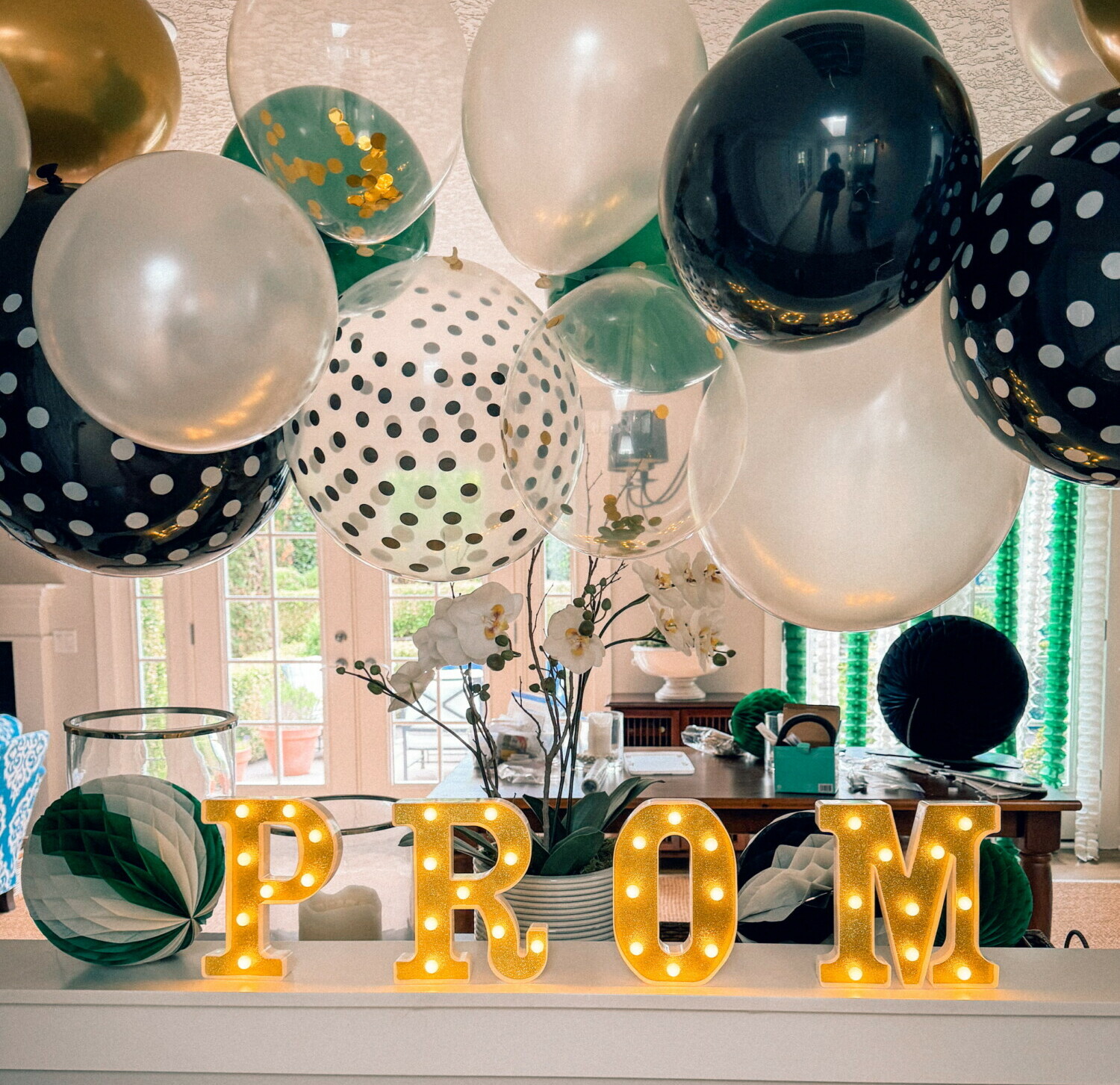 Prom decor